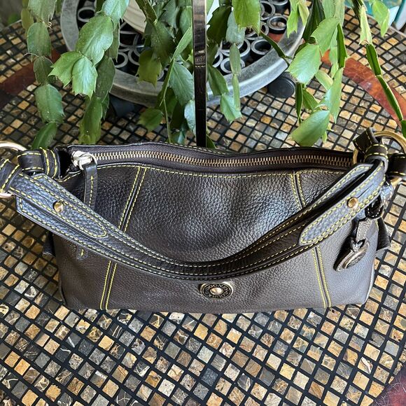 Dooney & Bourke East West Brown Pebbled Leather Shoulder Bag & Charm - Picture 12 of 12